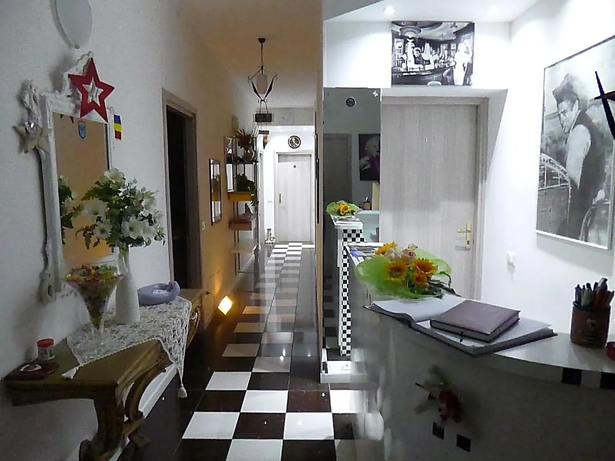 Alaska Rooms Verona